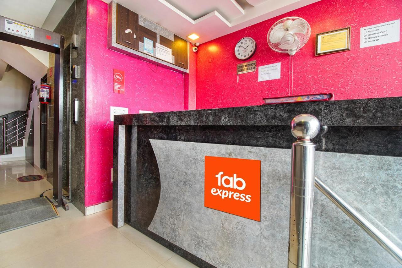 Fabexpress Tp Suite Near Igi Airport Nowe Delhi Zewnętrze zdjęcie
